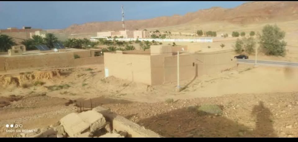 بقعة أرضية للبيع بإيسوحودن – جماعة الرتب